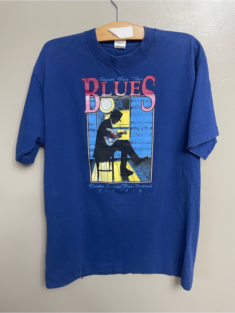 Vintage Fruit of the loom Large single stitch graphic t-shirt Blues festival